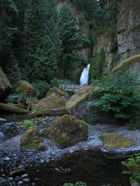 7.30.06 Wahclella Falls 041 